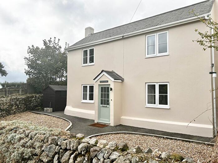 3 Bedroom House To Rent In Bodwen, PL26