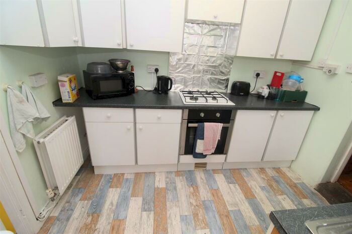 3 Bedroom House To Rent In Minny Street, Cathays, Cardiff, CF24