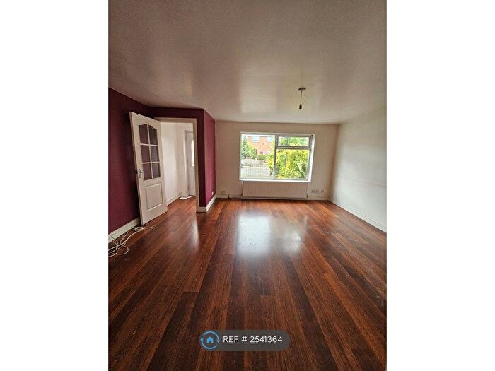 3 Bedroom Terraced House To Rent In Hartis Avenue, Salford, M7