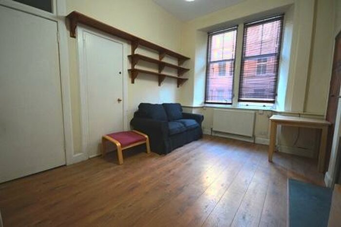1 Bedroom Flat To Rent In Lochrin Place Edinburgh United Kingdom, EH3