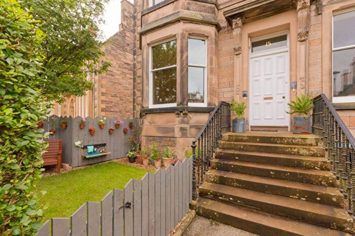 2 Bedroom Flat For Sale In / Brights Crescent, Newington, Edinburgh, EH9