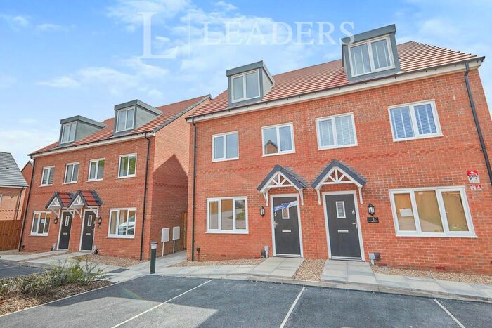 3 Bedroom Semi-Detached House To Rent In Withnall Close, Gedling, Nottingham, NG4