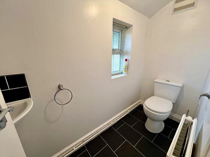 2 Bedroom Detached House For Sale In Goosehouse Green, Romiley, SK6