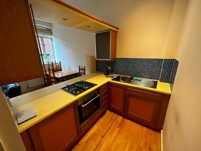 2 Bedroom Flat To Rent In Cornish Street, Sheffield, South Yorkshire, S6