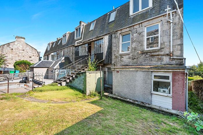 2 Bedroom Flat For Sale In Rose Street, Dunfermline, KY12