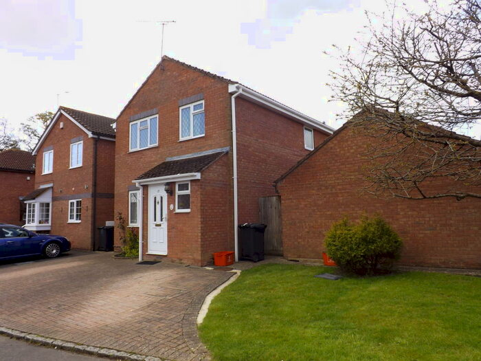 4 Bedroom House To Rent In Grange Park, SN5