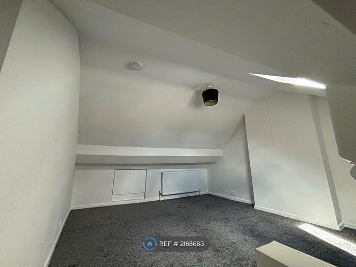 1 Bedroom Flat To Rent In Kirkby Road, Sutton-In-Ashfield, NG17