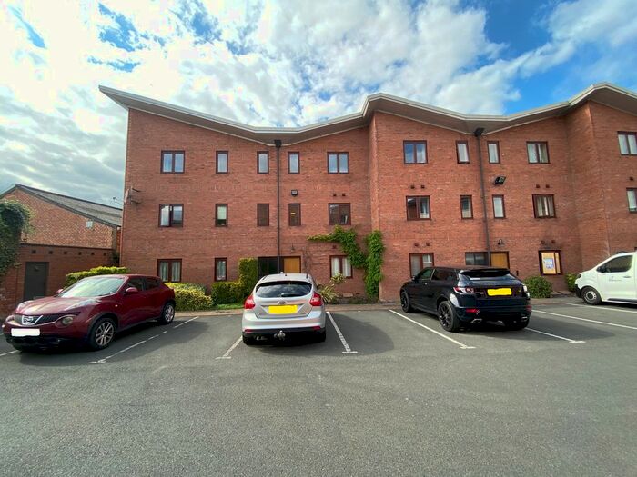 1 Bedroom Flat To Rent In Spring Lane, Worcester, WR5