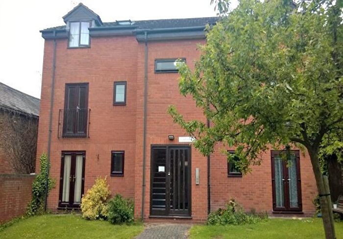 1 Bedroom Flat To Rent In Craven Lane, Southam, Warwickshire, CV47