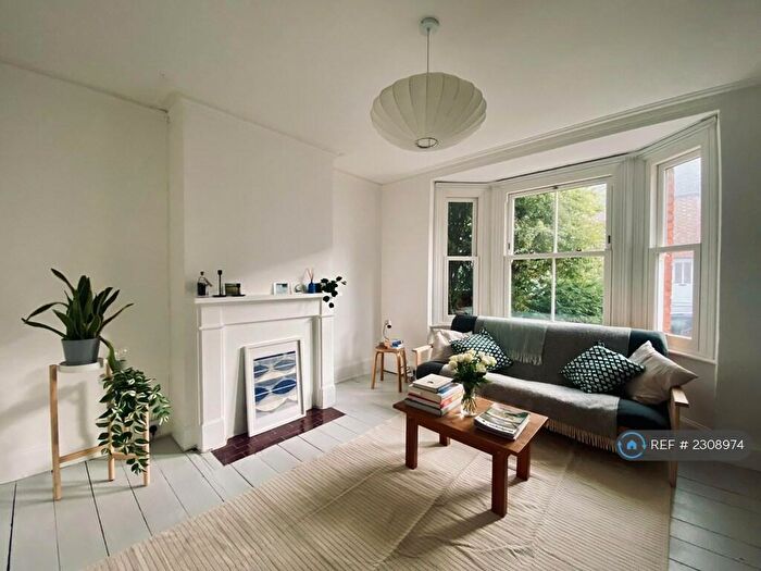 3 Bedroom Semi-Detached House To Rent In Marston Street, Oxford, OX4