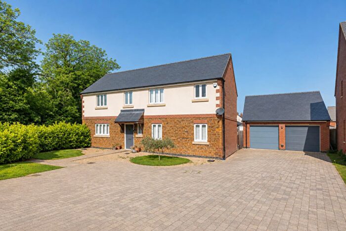 5 Bedroom Detached House For Sale In Mill Field Close, South Kilworth, Lutterworth, LE17