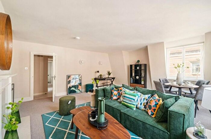 1 Bedroom Flat To Rent In Frith Street, London, Soho, W1D