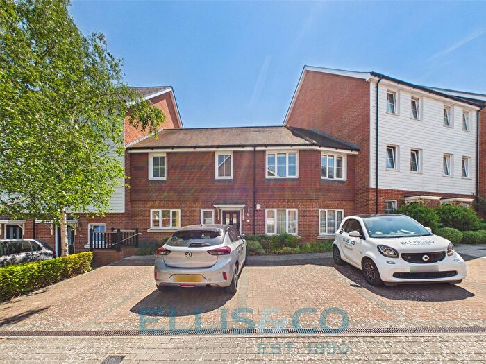 3 Bedroom Terraced House To Rent In Woodland Road, Dunton Green, Sevenoaks, Kent, TN14