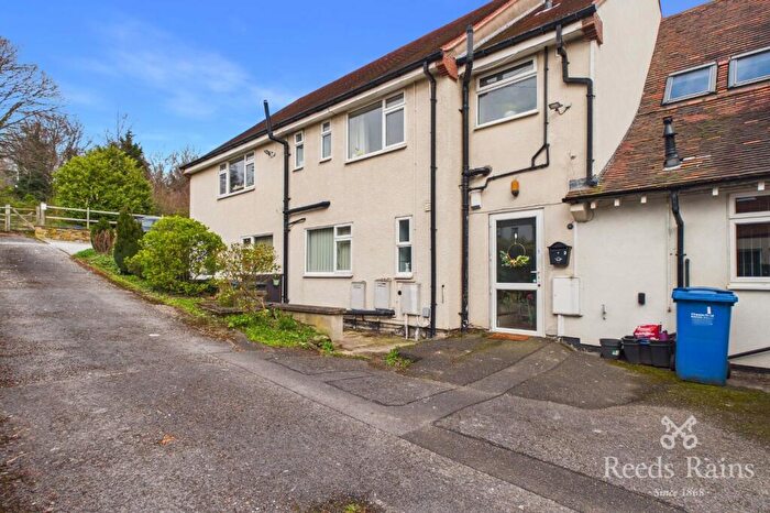 3 Bedroom Apartment For Sale In Brockwell Lane, Chesterfield, Derbyshire, S40