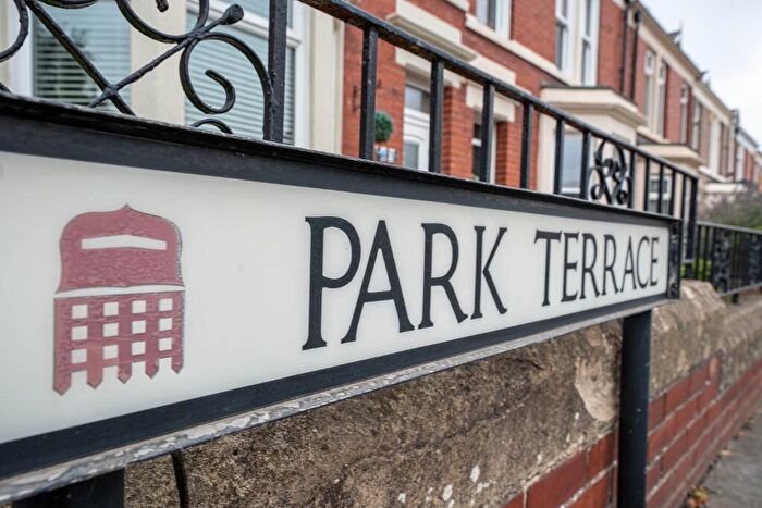 4 Bedroom End Of Terrace House For Sale In Park Terrace, Dunston, Gateshead, Tyne And Wear, NE11