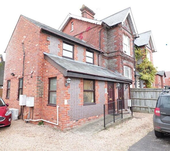 1 Bedroom Flat To Rent In Coley Avenue, Reading, RG1