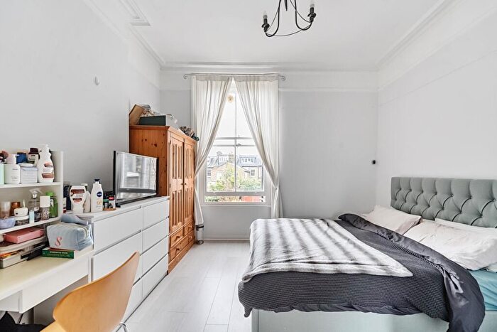 1 Bedroom Flat To Rent In Dyne Road London, NW6