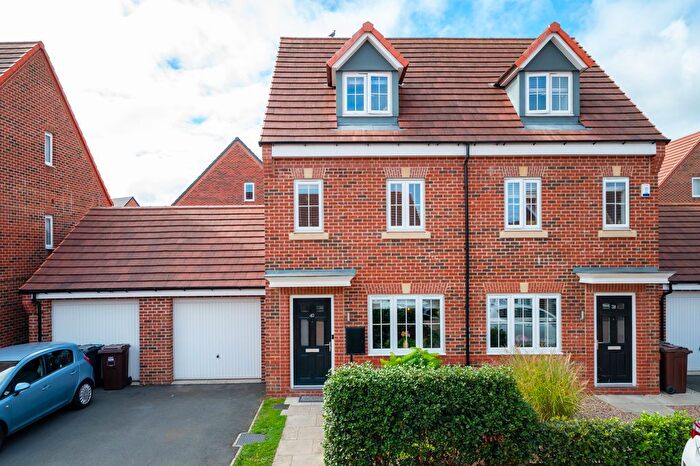 3 Bedroom Semi-Detached House For Sale In Colwick Way, Norton Lees, Sheffield, S8