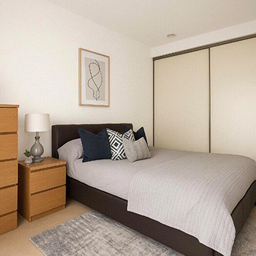 1 Bedroom Apartment For Sale In Osnaburgh Street, London, NW1