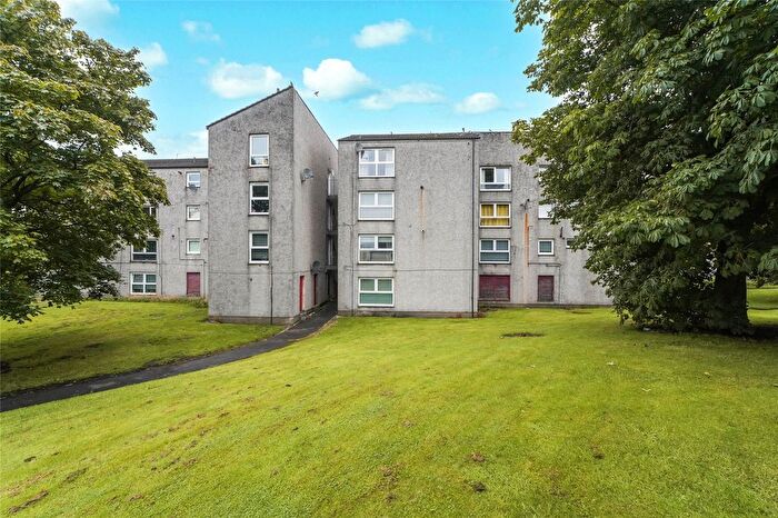 2 Bedroom Flat For Sale In Hazel Road, Cumbernauld, Glasgow, North Lanarkshire, G67