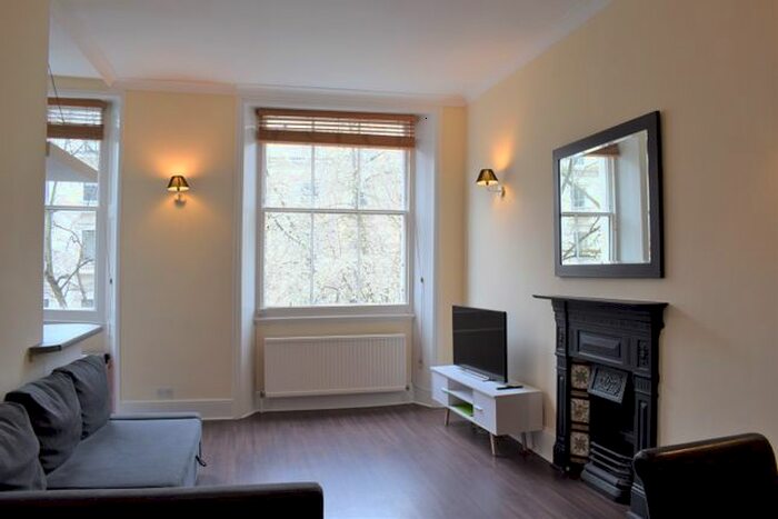 1 Bedroom Flat To Rent In Queens Gardens, Bayswater W2