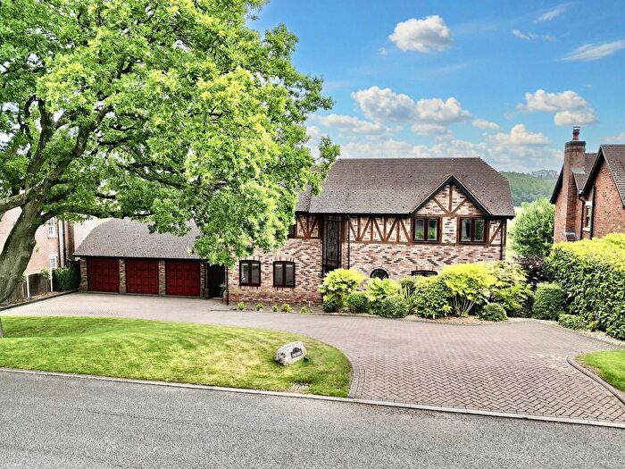 4 Bedroom Detached House For Sale In Walls Wood, Baldwins Gate, ST5