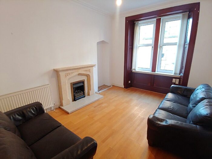 2 Bedroom Flat To Rent In Gardner's Crescent, Edinburgh, EH3