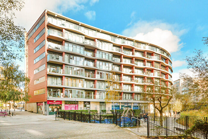 1 Bedroom Apartment To Rent In Toronto House, Surrey Quays Road, SE16