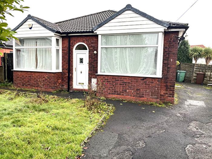 3 Bedroom Bungalow To Rent In Daneshill, Prestwich, M25