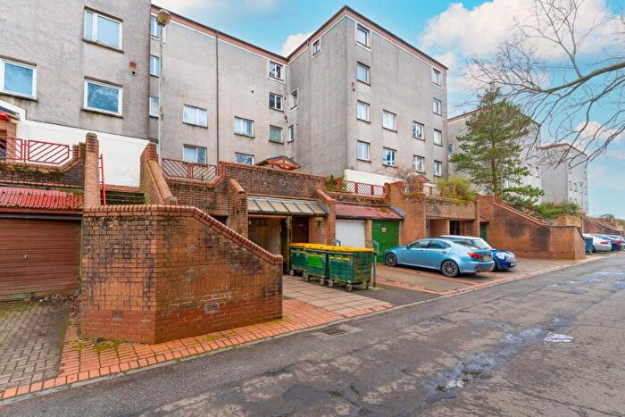 2 Bedroom Flat For Sale In Greenrigg Road, South Carbrain, G67