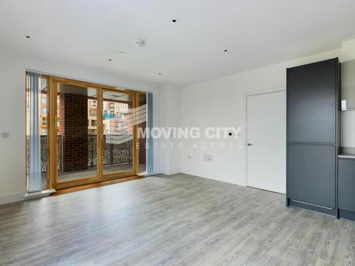 3 Bedroom Flat To Rent In Starling Court, Nest Way, Abbey Wood, SE2
