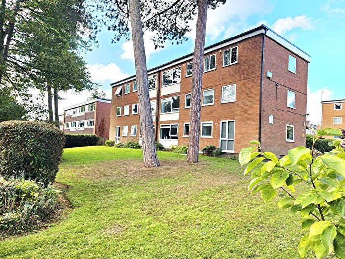 2 Bedroom Flat For Sale In Boldmere Road, Sutton Coldfield, B73
