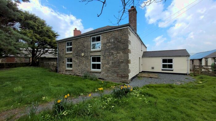 4 Bedroom Farm To Rent In Carvolth Farm, Crowan, Praze, Camborne, Cornwall, TR14