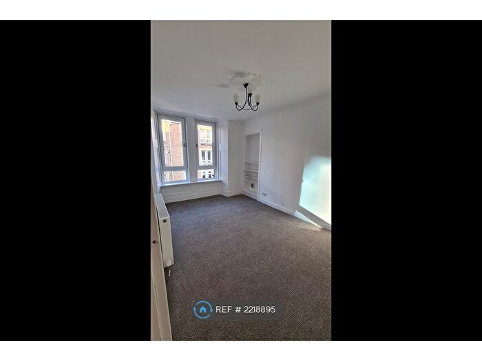 2 Bedroom Flat To Rent In Eden Street, Dundee, DD4