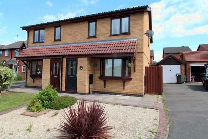 3 Bedroom Semi-Detached House To Rent In Welland Close, Coalville, LE67