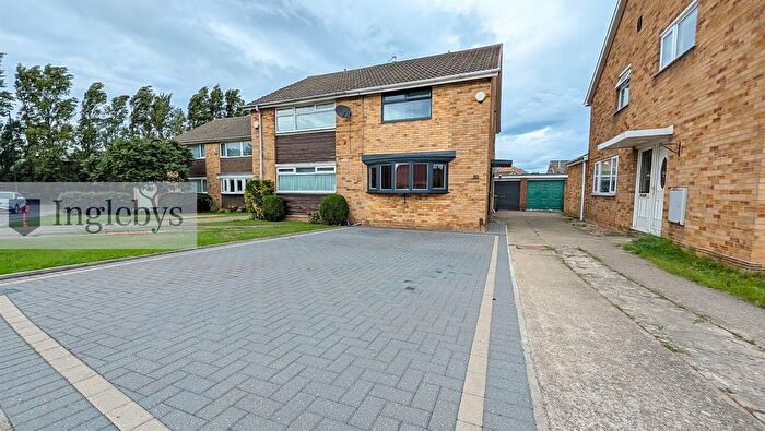 2 Bedroom Semi-Detached House For Sale In Sherwood Drive, Marske-By-The-Sea, TS11