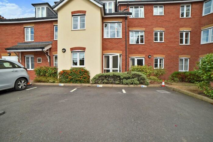 1 Bedroom Apartment For Sale In Edwards Court, Queens Road, Attleborough, NR17
