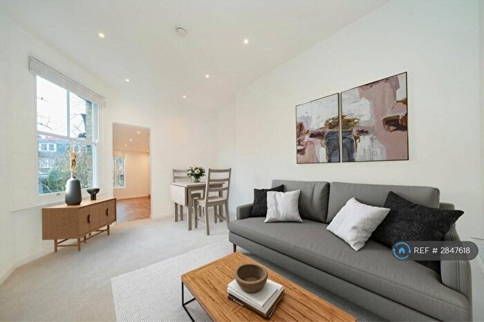 2 Bedroom Flat To Rent In Greencroft Gardens, London, NW6
