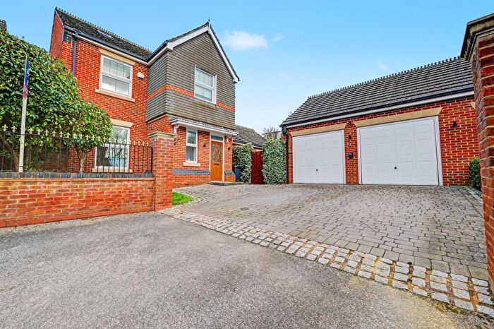 4 Bedroom Detached House For Sale In Marlborough Place, Lutterworth, LE17