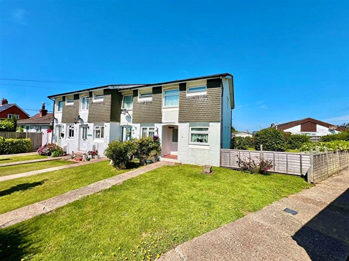 2 Bedroom End Terrace House For Sale In Freshwater, Isle Of Wight, PO40