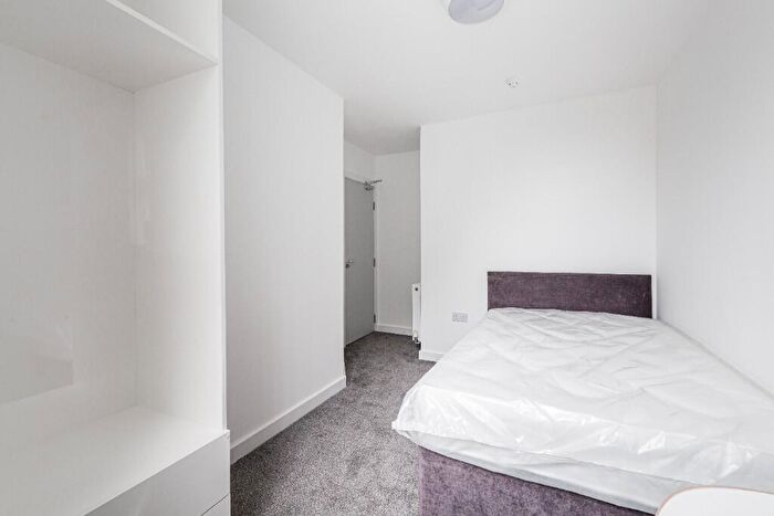5 Bedroom Apartment To Rent In Hartington Road, Liverpool, Merseyside, L8