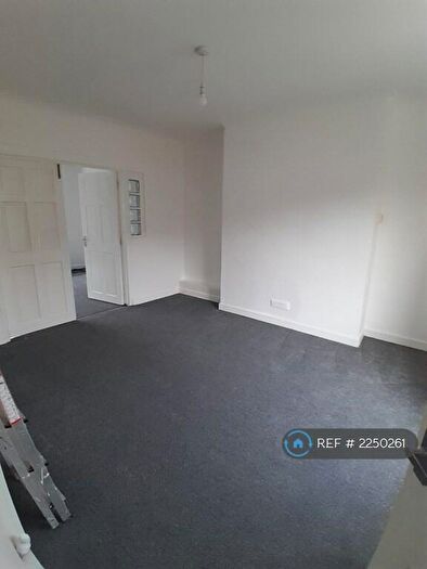3 Bedroom Terraced House To Rent In Third Avenue, Forest Town, Mansfield, NG19