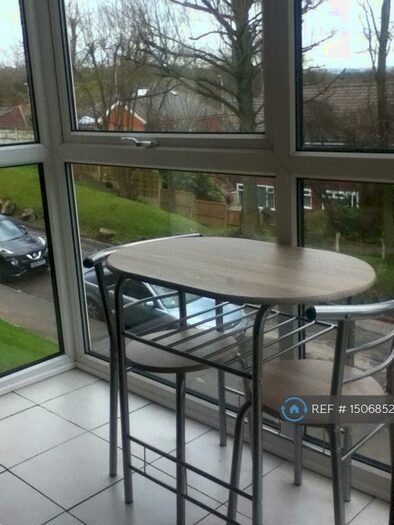1 Bedroom Flat To Rent In Heywood Court, Middleton, Manchester, M24