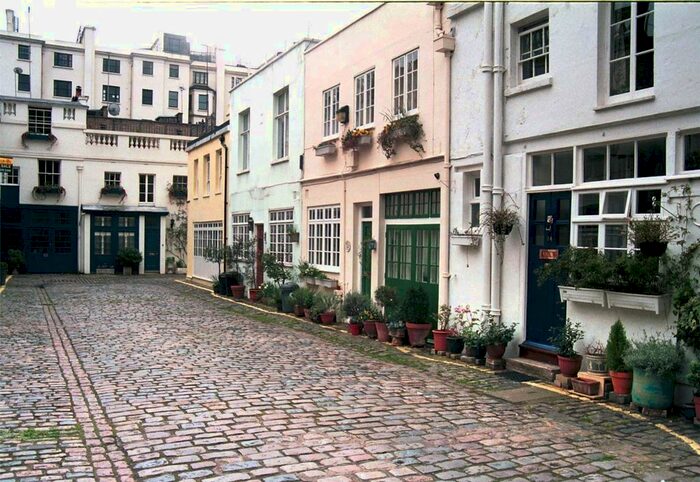 4 Bedroom Property To Rent In Sussex Mews West, London, W2