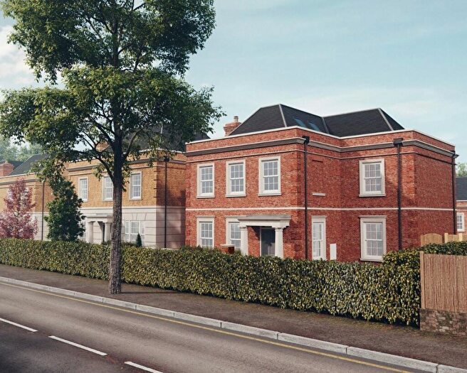 4 Bedroom Link Detached House For Sale In Brunswick Gardens, Chilbolton Avenue, Winchester, Hampshire, SO22