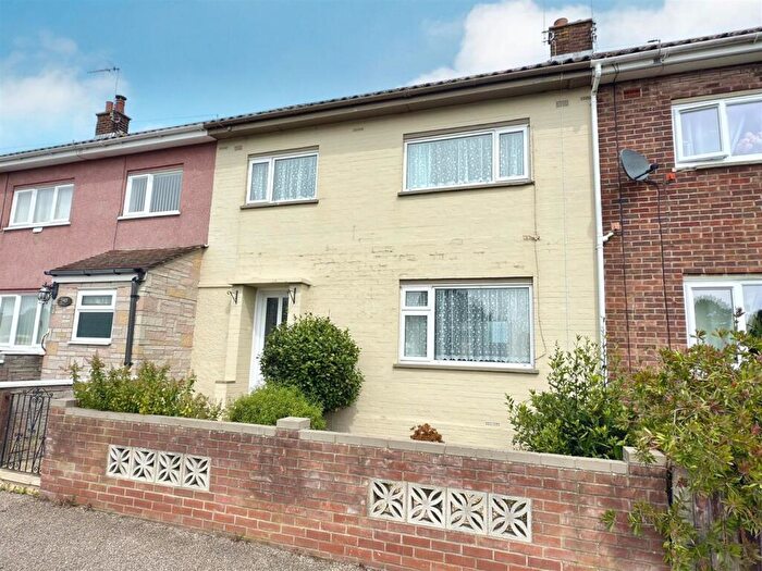 3 Bedroom Terraced House For Sale In Love Road, Lowestoft, Suffolk, NR32
