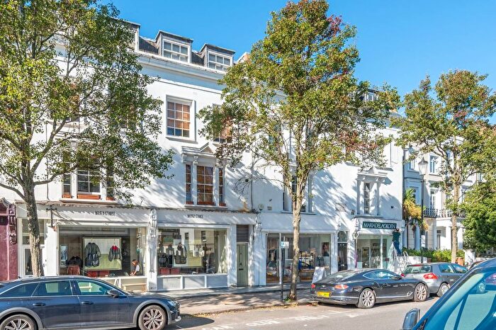 2 Bedroom Flat For Sale In Ledbury Road, Artesian Village, London, W11