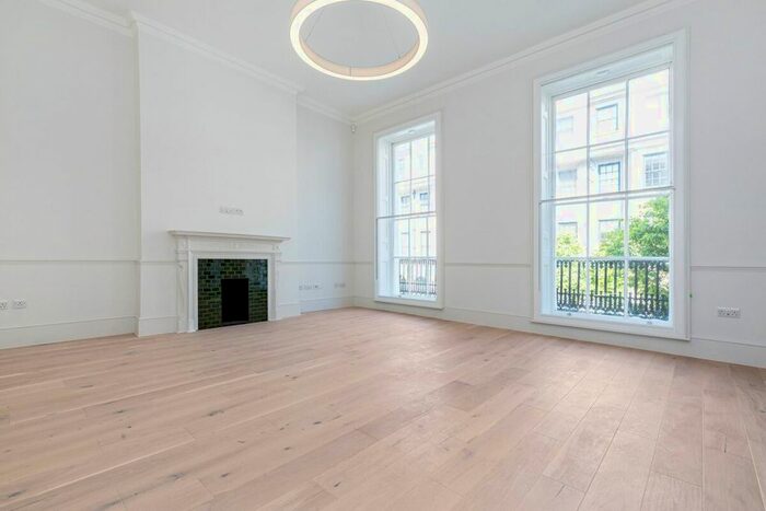 1 Bedroom Flat To Rent In Devonshire Street, London, W1G