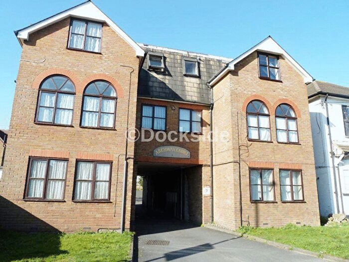 1 Bedroom Flat To Rent In Frindsbury Road, Rochester, ME2