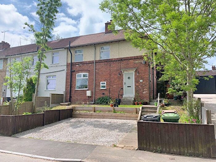 3 Bedroom Terraced House For Sale In Waterloo Street, Doe Lea, Derbyshire, S44